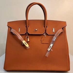 40cm Classic Leather Handbag with Gold Details